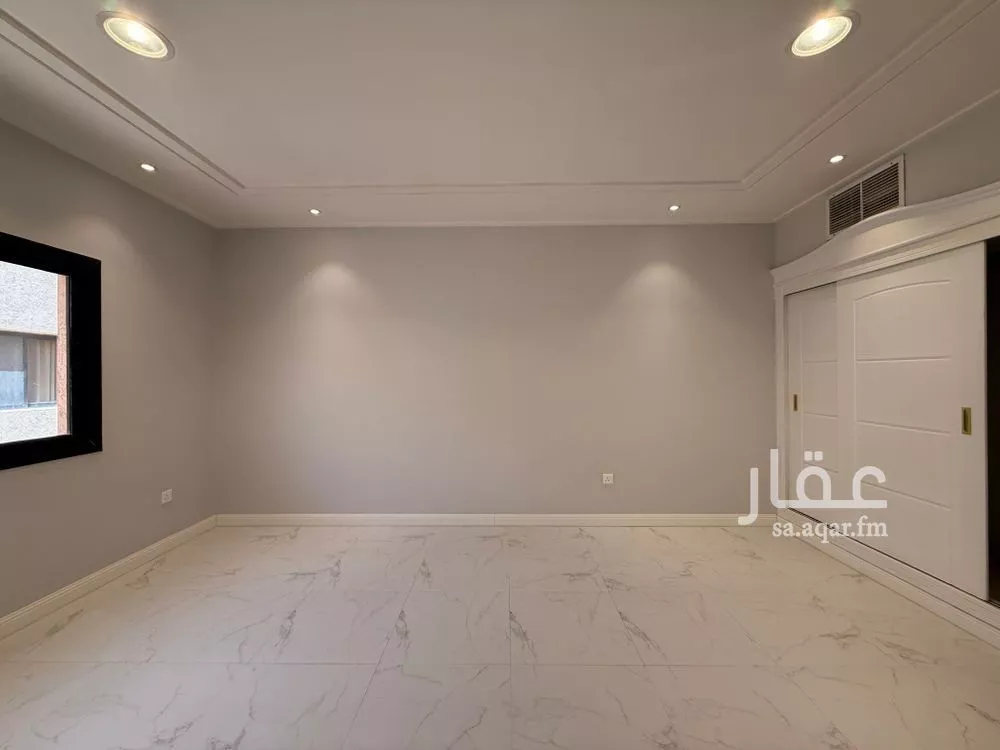 فيلا 3 غرف في النخيل 14