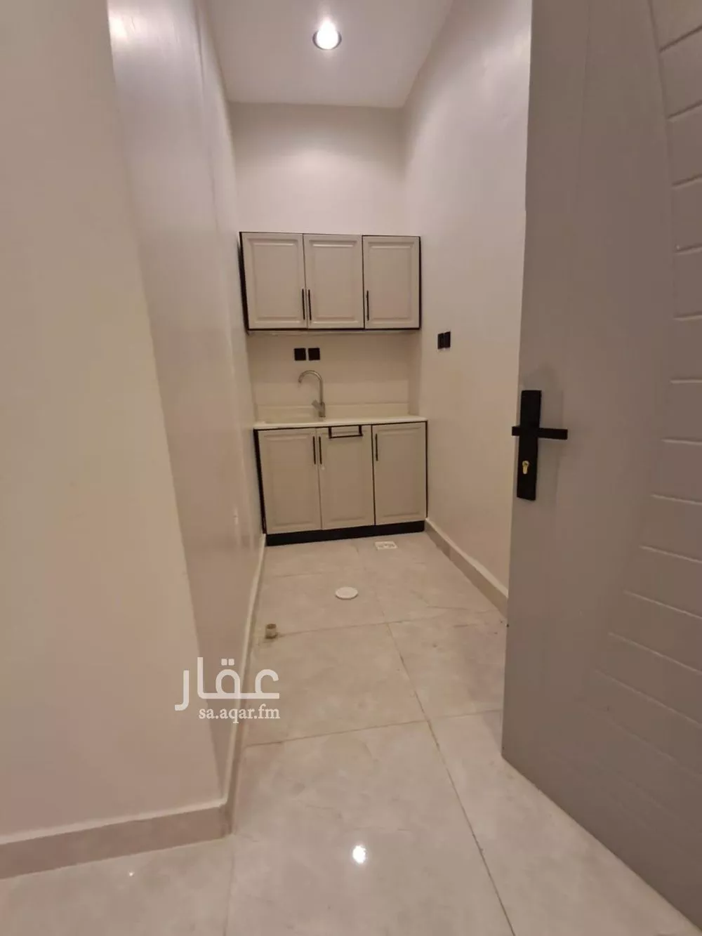 شقة 1 غرف في الفلاح 3