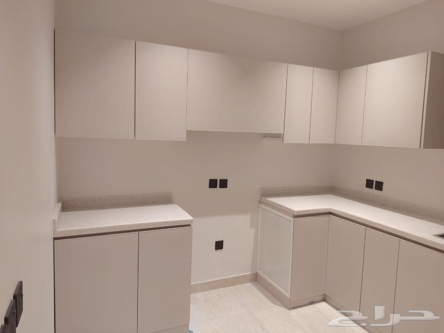 5 bedroom apartment in Al Hamra 6