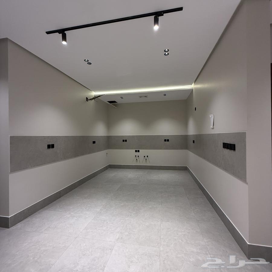 6 bedroom apartment in Wali Al Ahd 10