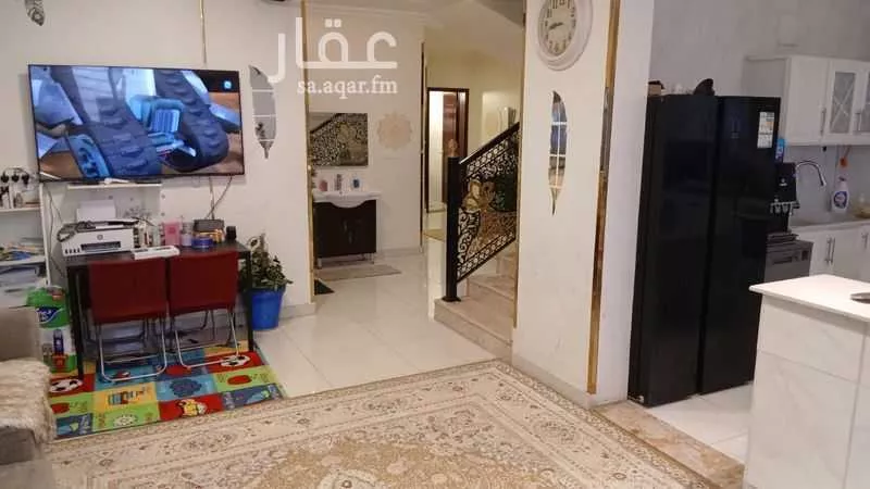 5 bedroom apartment in Al Yasmin 6