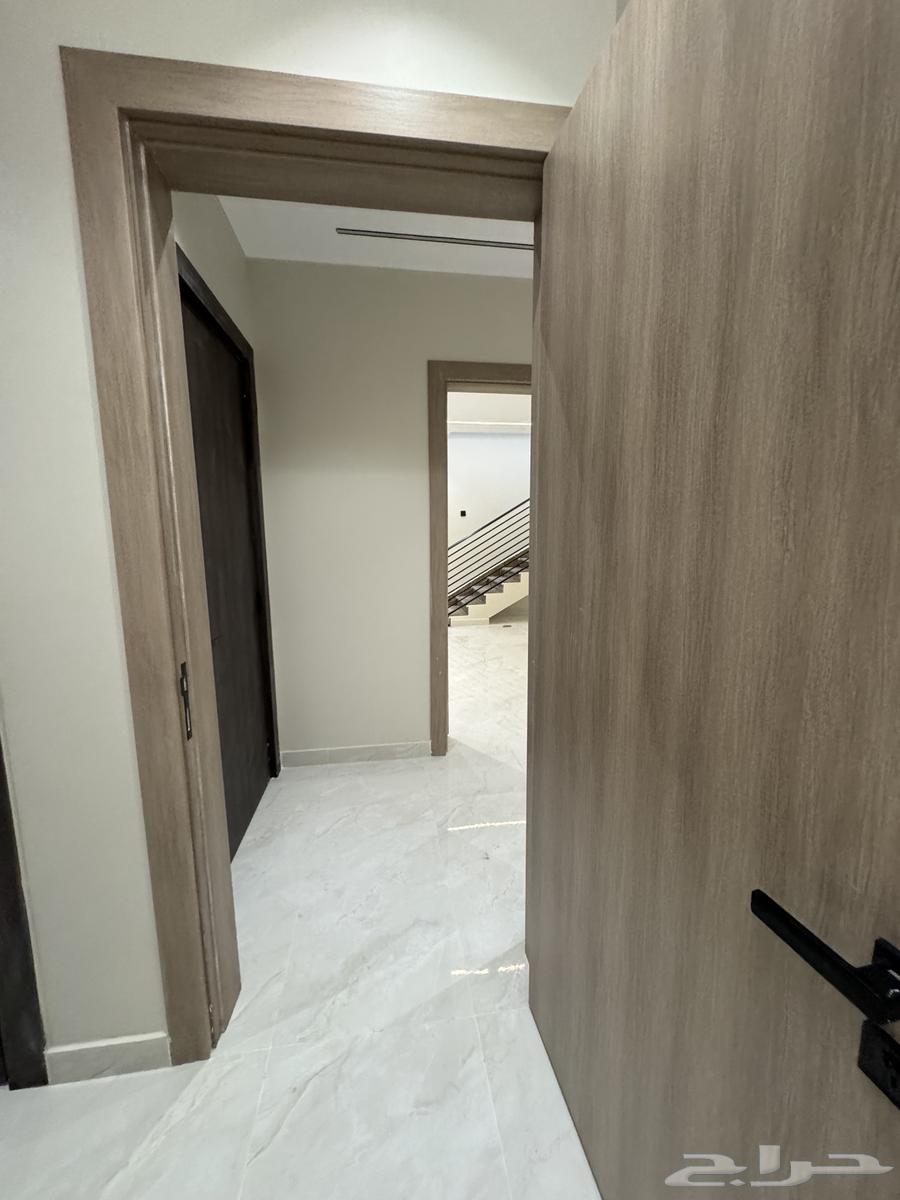 6 bedroom apartment in Bani Bayadah 7