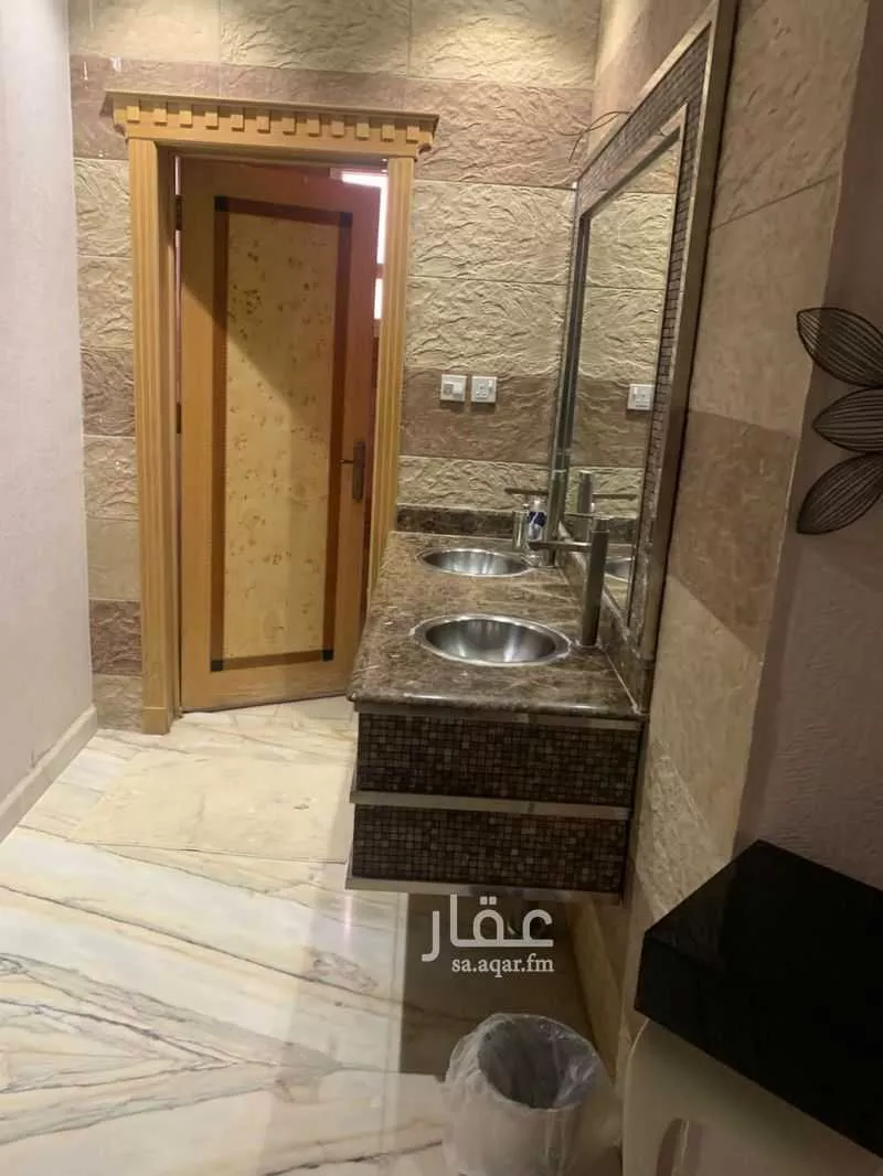 فيلا 5 غرف في الحمراء 9