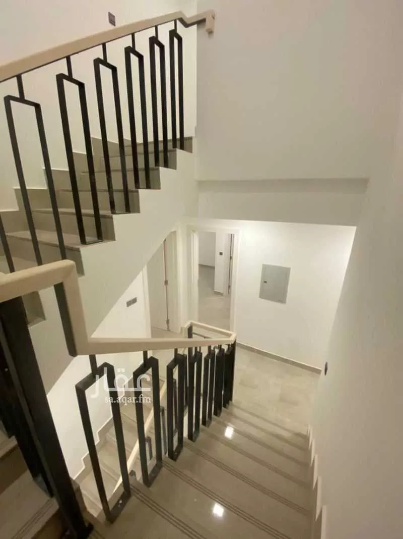 6 bedroom villa in Al Narjis 2