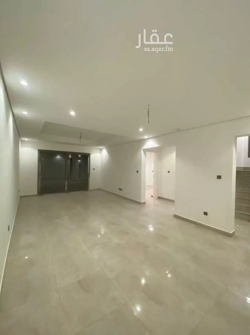 6 bedroom villa in Al Narjis 5