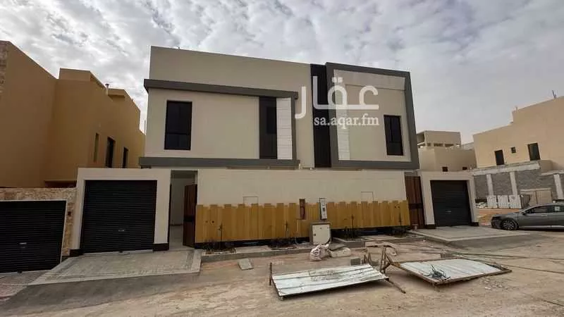 5 bedroom villa in Al Rimal 3