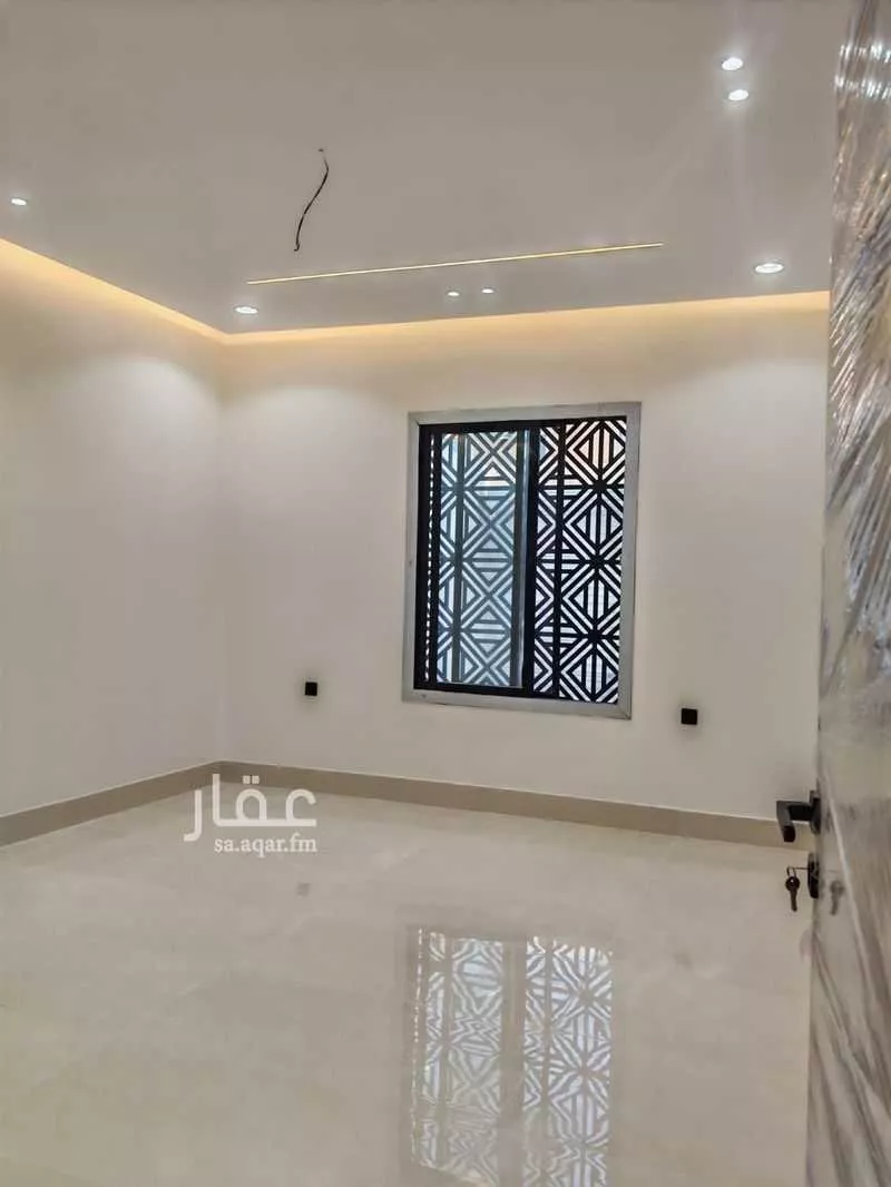 دور 5 غرف في طيبة 12