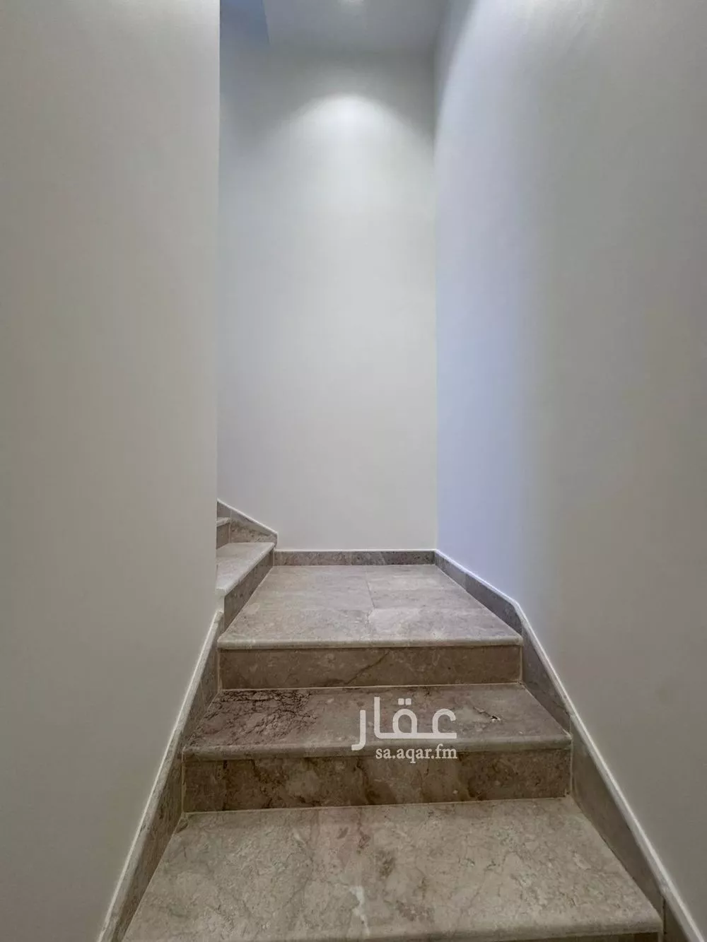 فيلا 5 غرف في المهدية 11