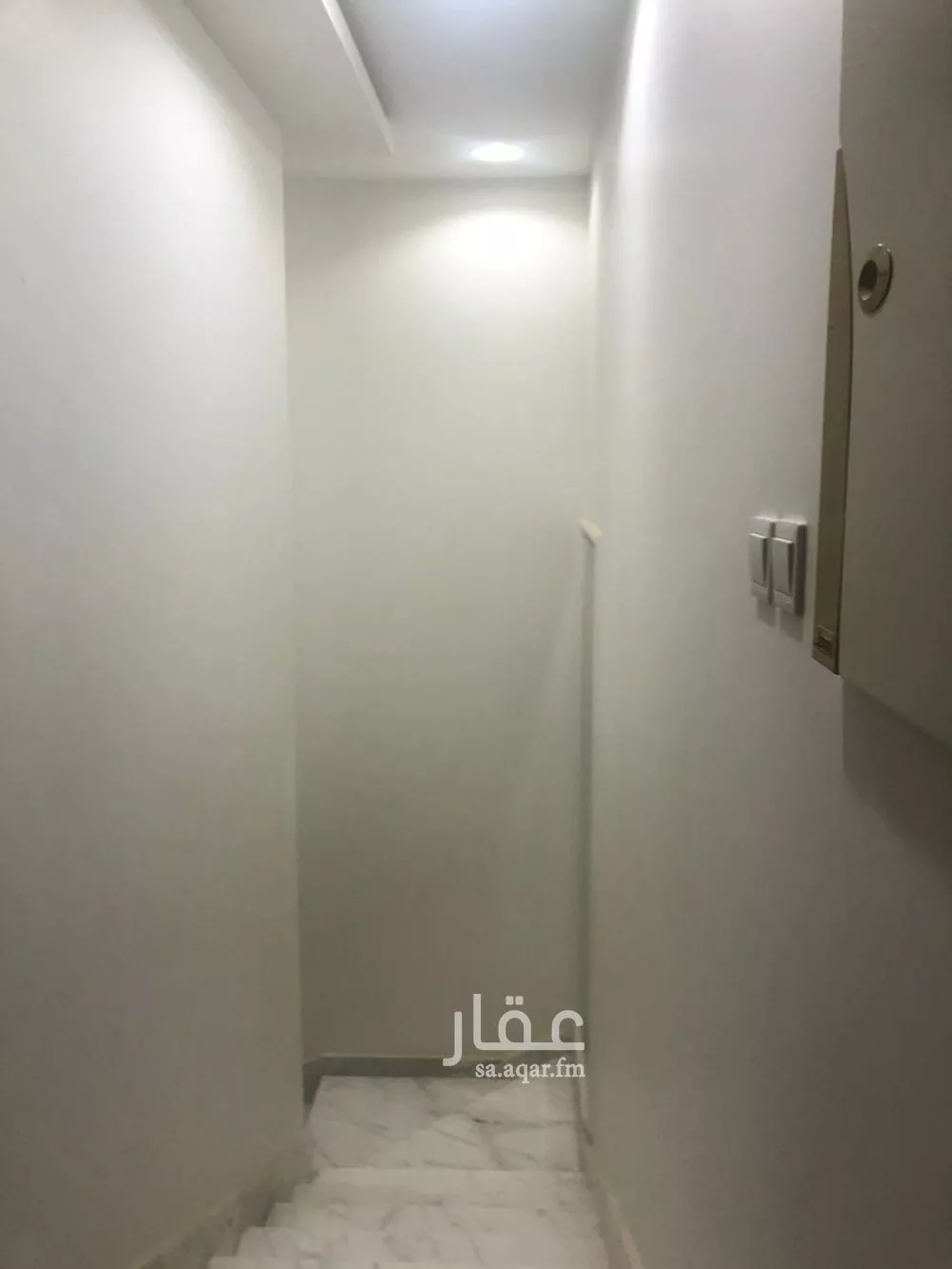 فيلا 5 غرف في العارض 6