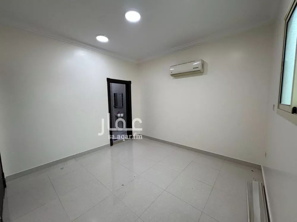 2 bedroom floor in Al Yasmin 8
