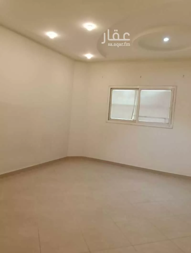 4 bedroom floor in Al Falah 5