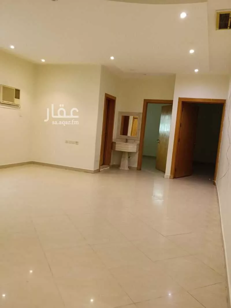 4 bedroom floor in Al Falah 6