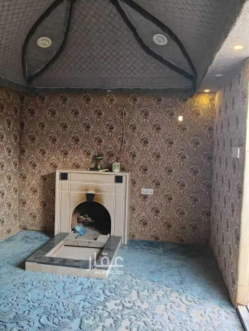 4 bedroom floor in Al Falah 9