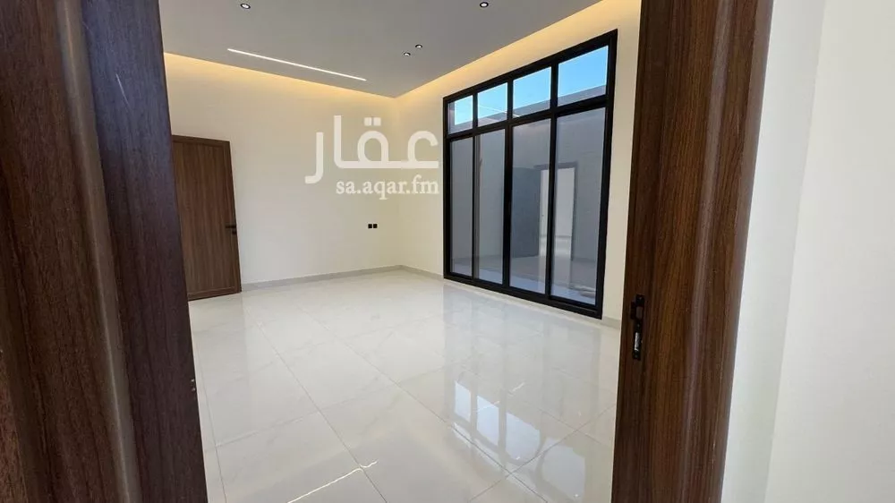 فيلا 6 غرف في المهدية 3