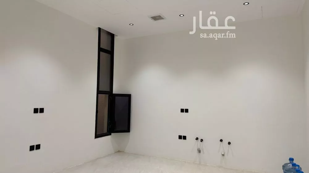 فيلا 6 غرف في المهدية 5
