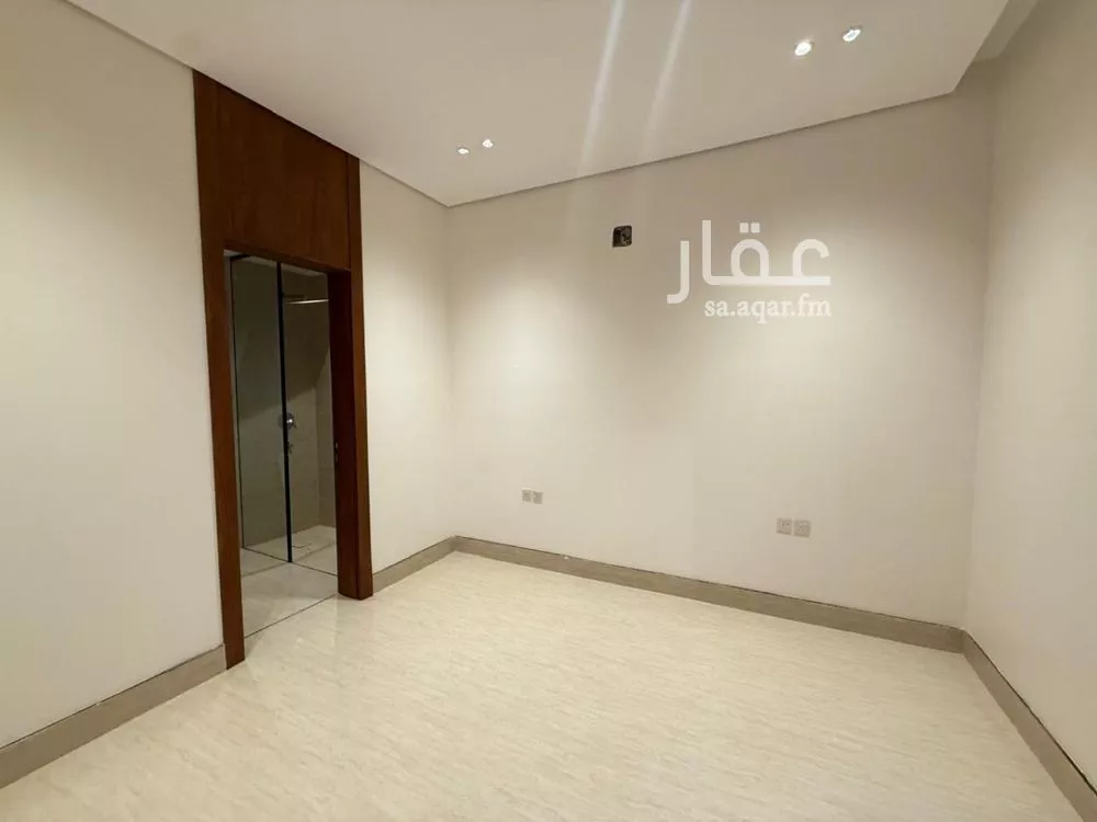 6 bedroom villa in Al Mahdiyyah 17