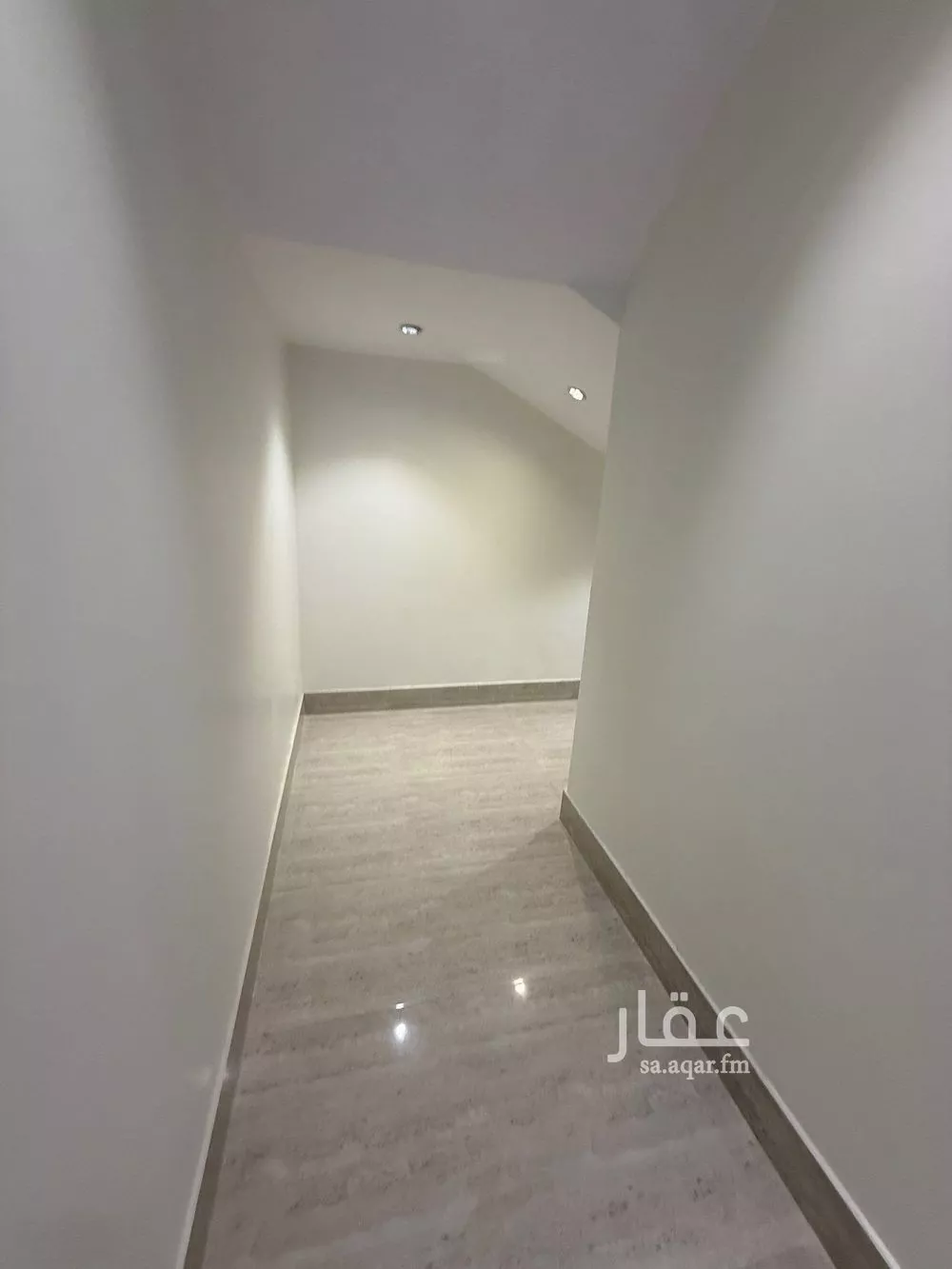 8 bedroom villa in Tuwaiq 15