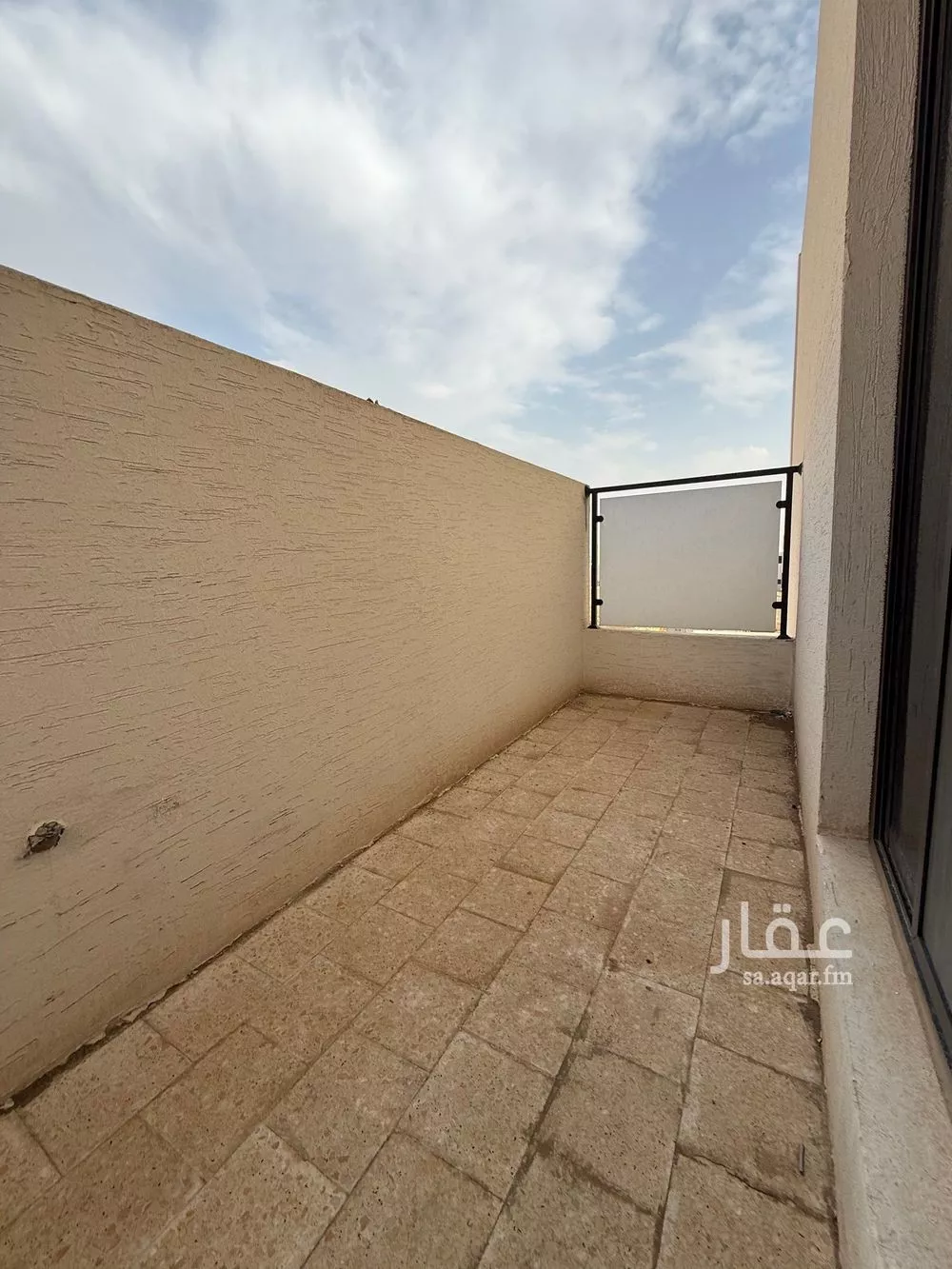 8 bedroom villa in Tuwaiq 16