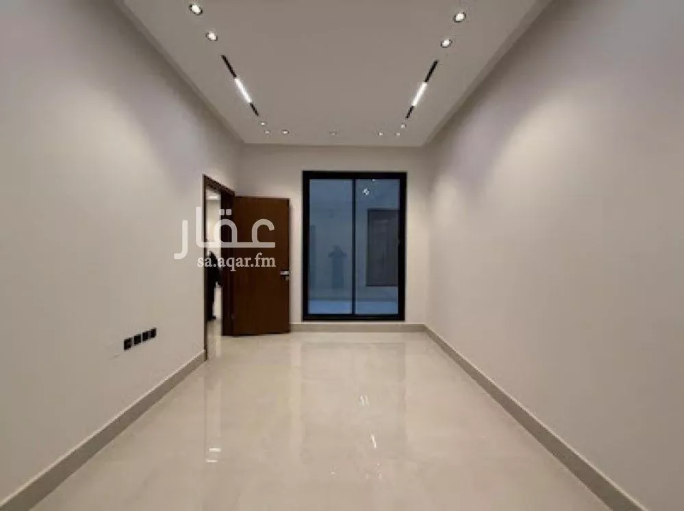 6 bedroom apartment in Al Mahdiyyah 4