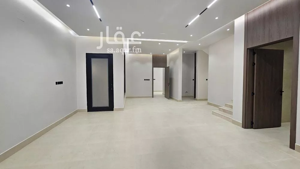 5 bedroom villa in Al Farouq 6