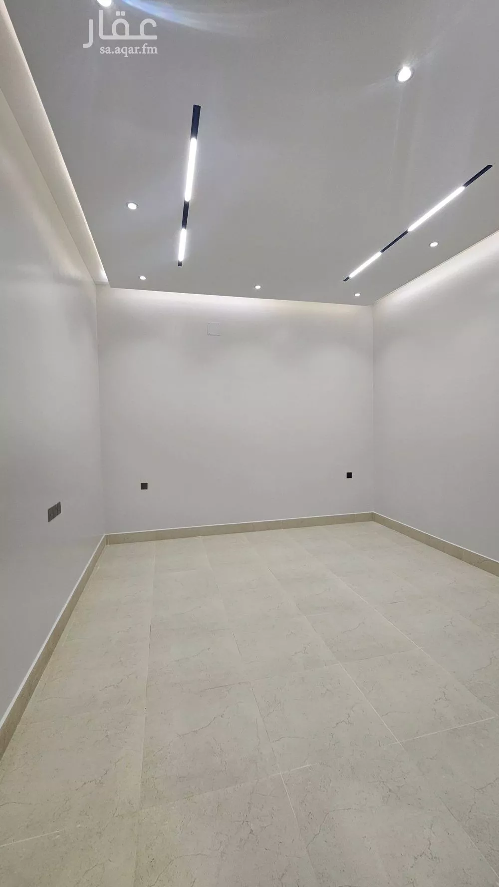 5 bedroom villa in Al Farouq 8