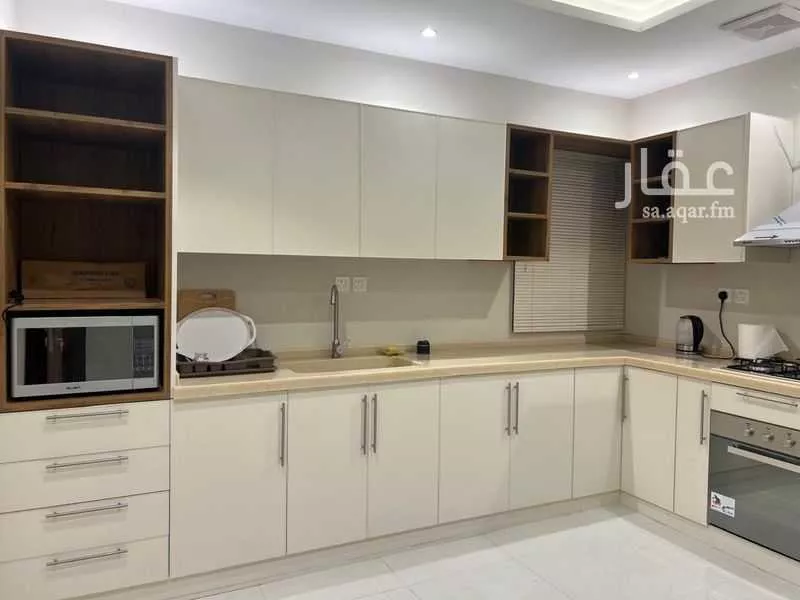 5 bedroom apartment in Al Sawari 4