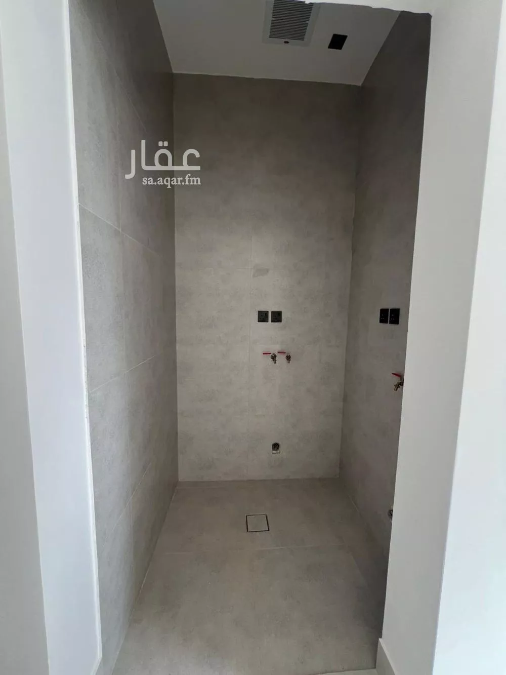 5 bedroom villa in Al Narjis 15