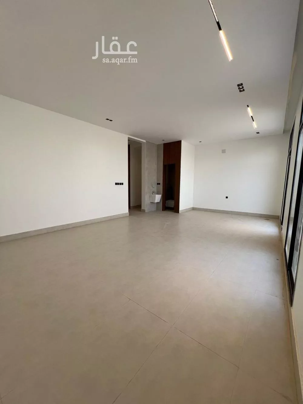 5 bedroom villa in Al Narjis 29