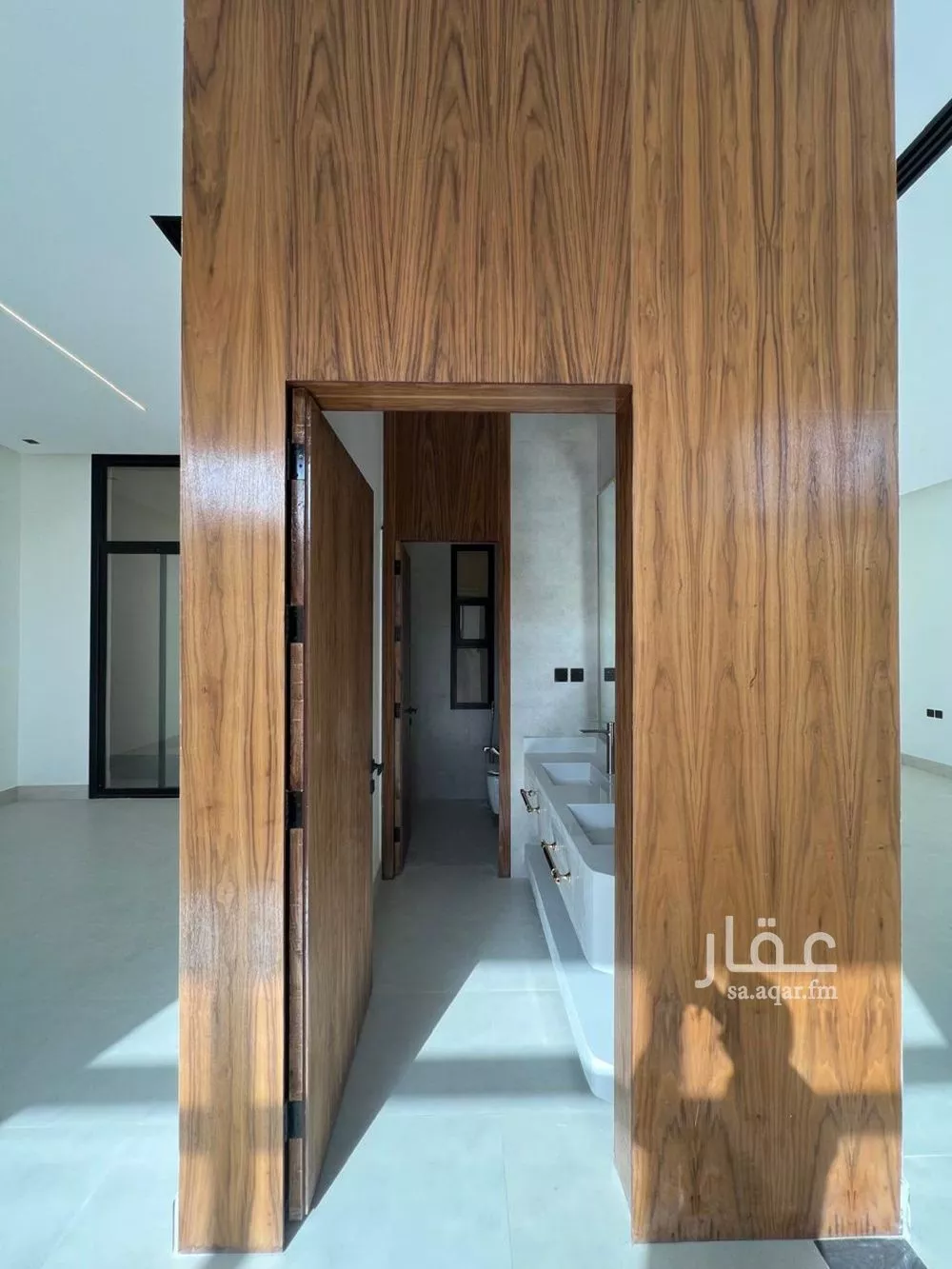5 bedroom villa in Al Narjis 5