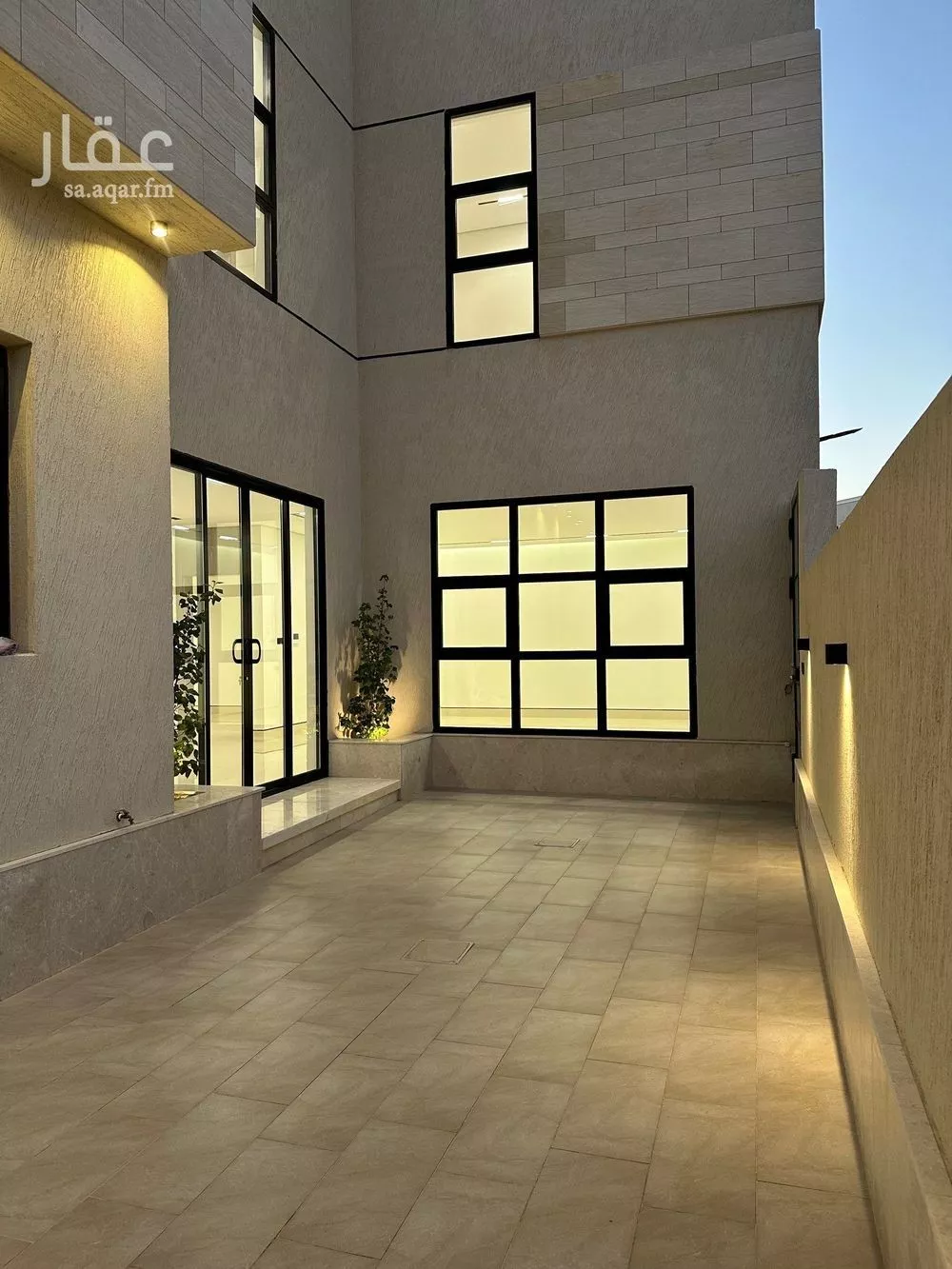 6 bedroom villa in Al Mahdiyyah 2
