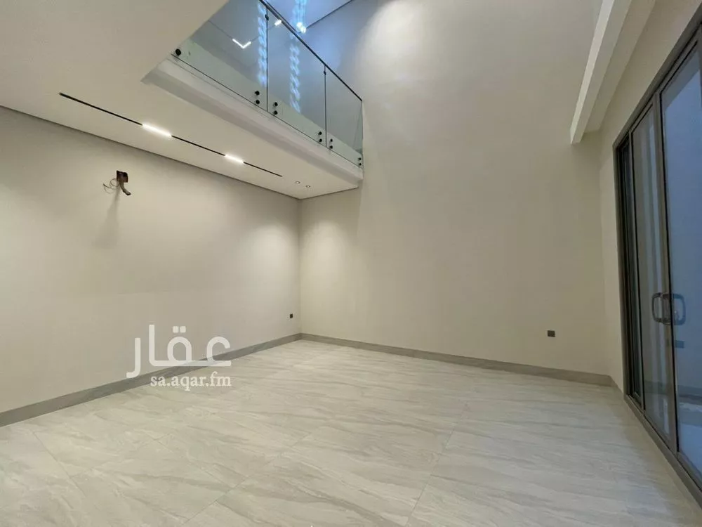 5 bedroom villa in Al Mahdiyyah 13