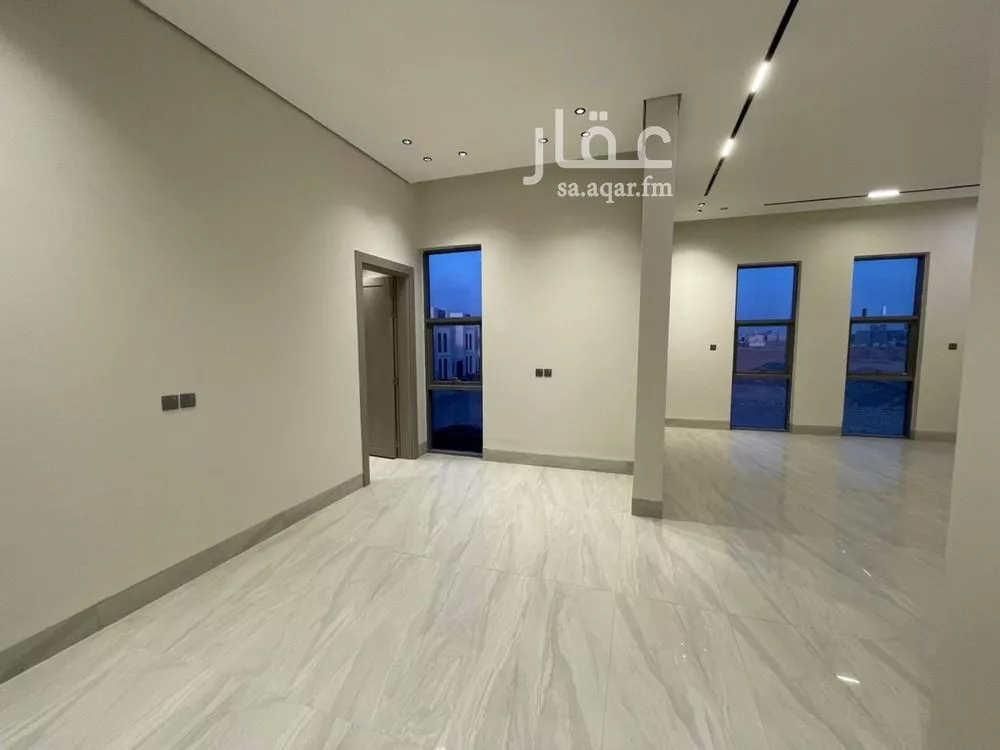 5 bedroom villa in Al Mahdiyyah 20