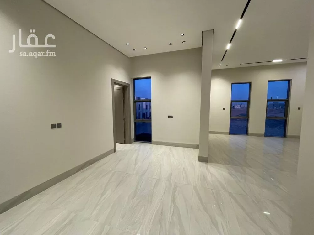 5 bedroom villa in Al Mahdiyyah 5