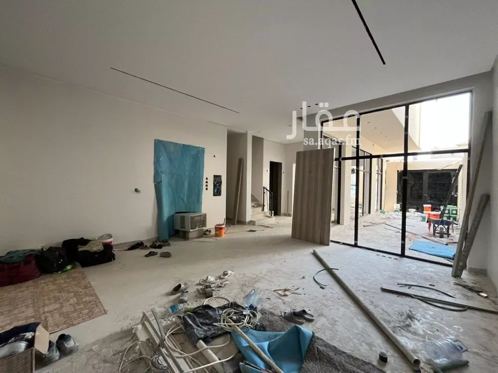 5 bedroom villa in Al Mahdiyyah 16