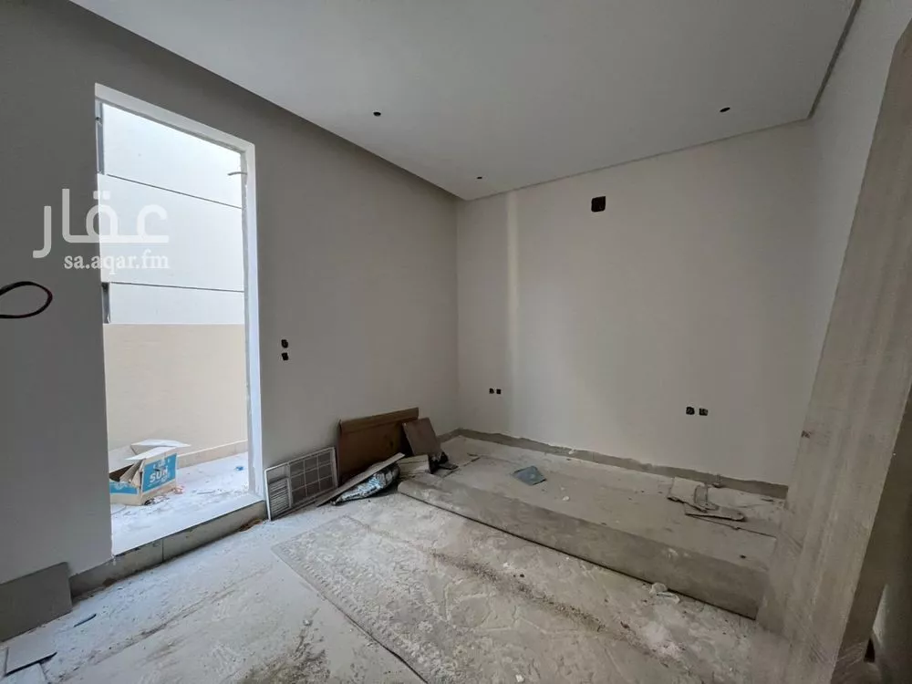 5 bedroom villa in Al Mahdiyyah 24