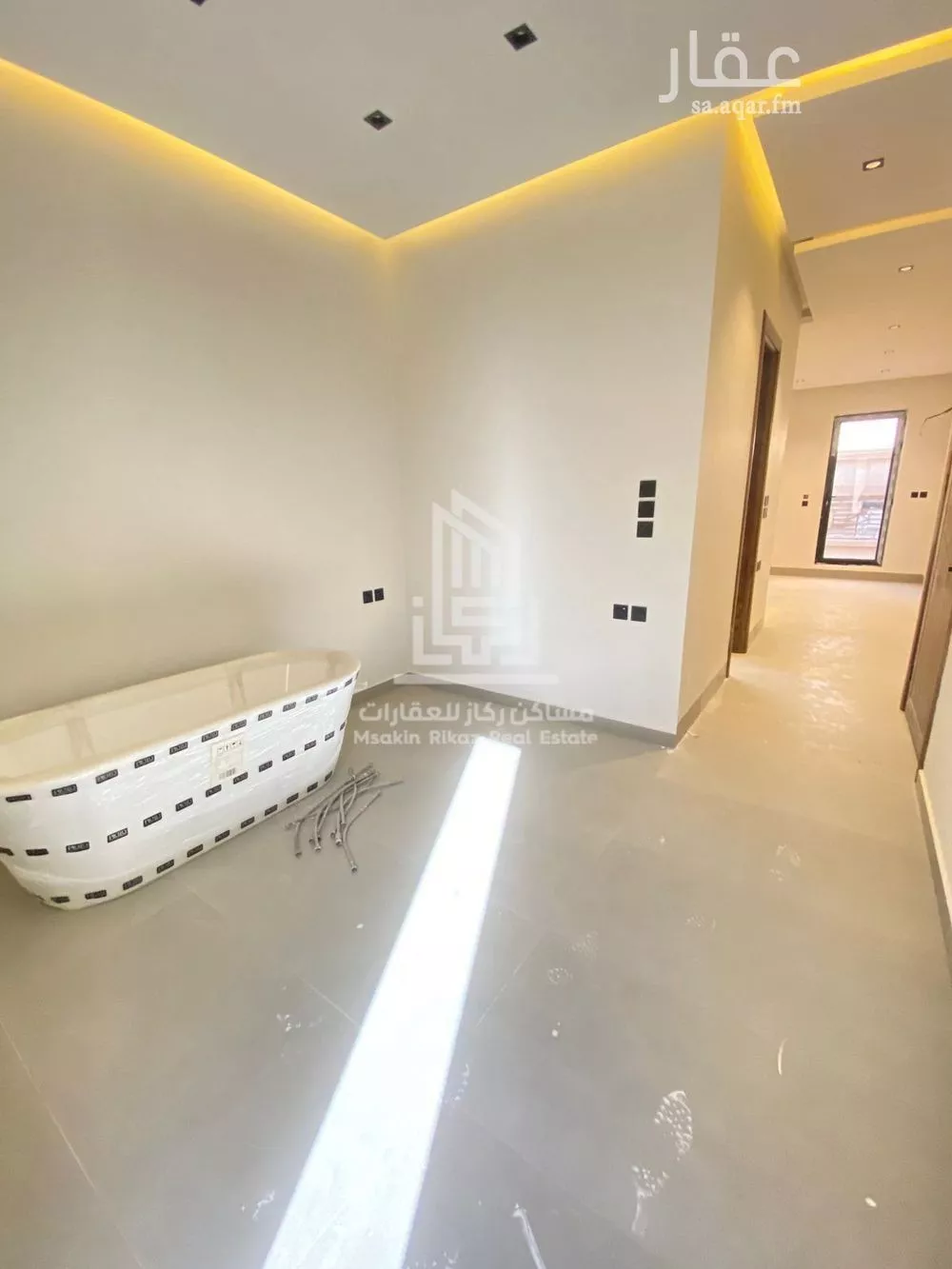 6 bedroom villa in Al Rabwa 12
