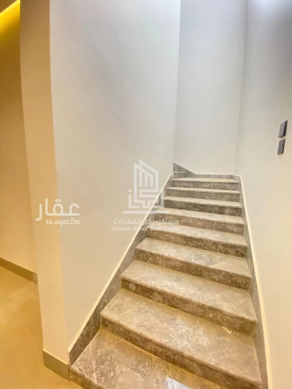 6 bedroom villa in Al Rabwa 27