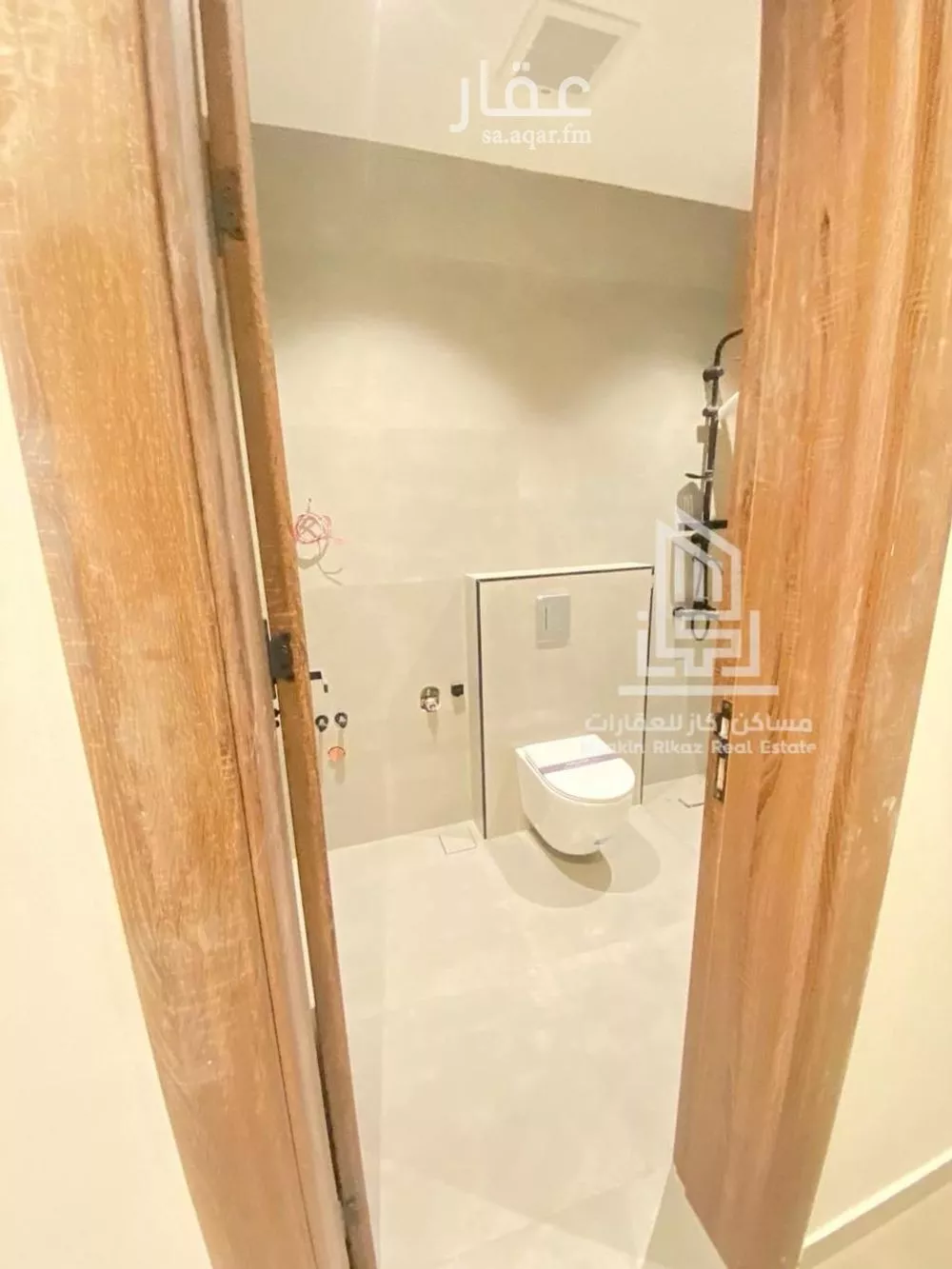 6 bedroom villa in Al Rabwa 9