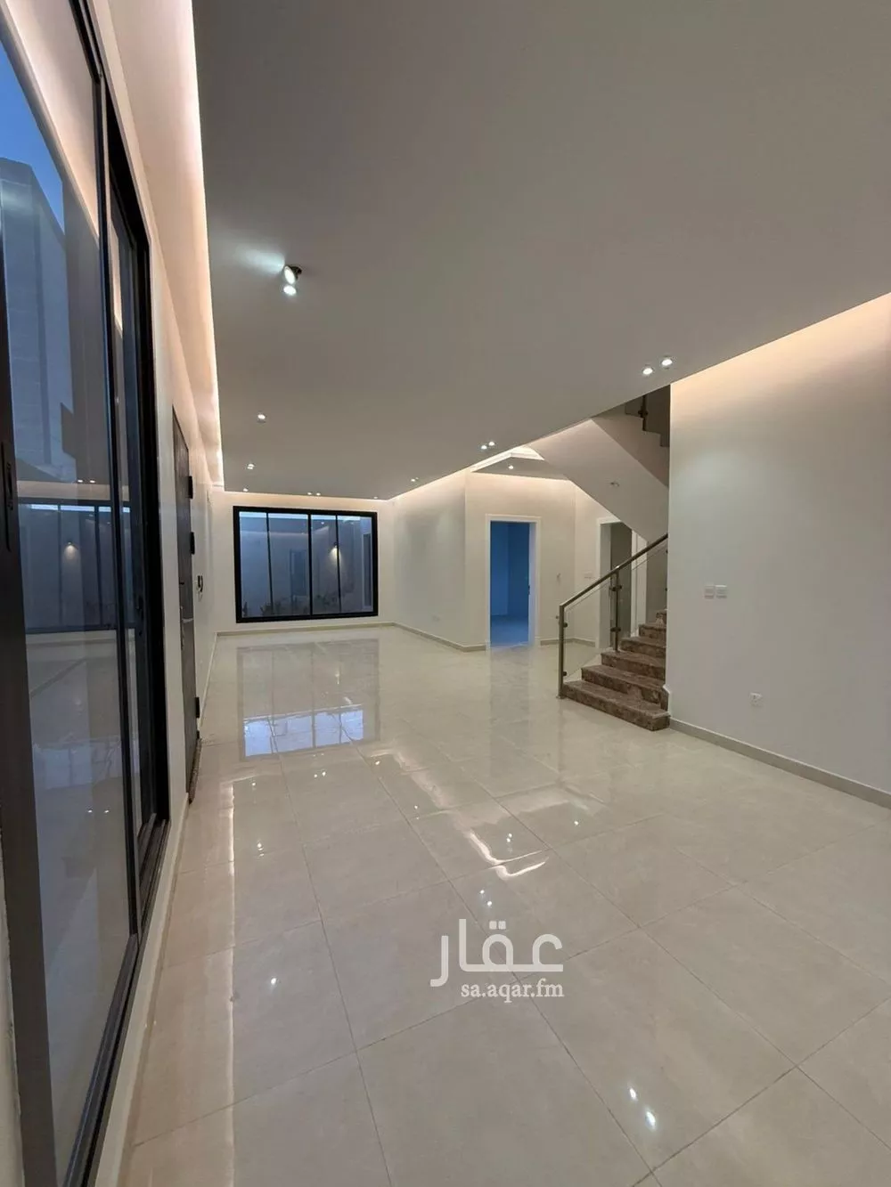 6 bedroom villa in Al Aridh 3
