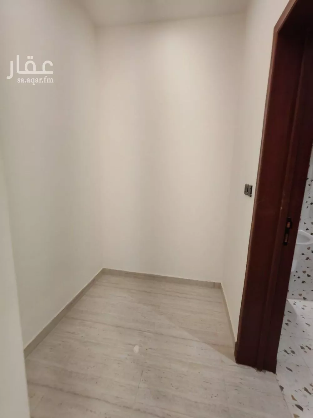 فيلا 7 غرف في طويق 12