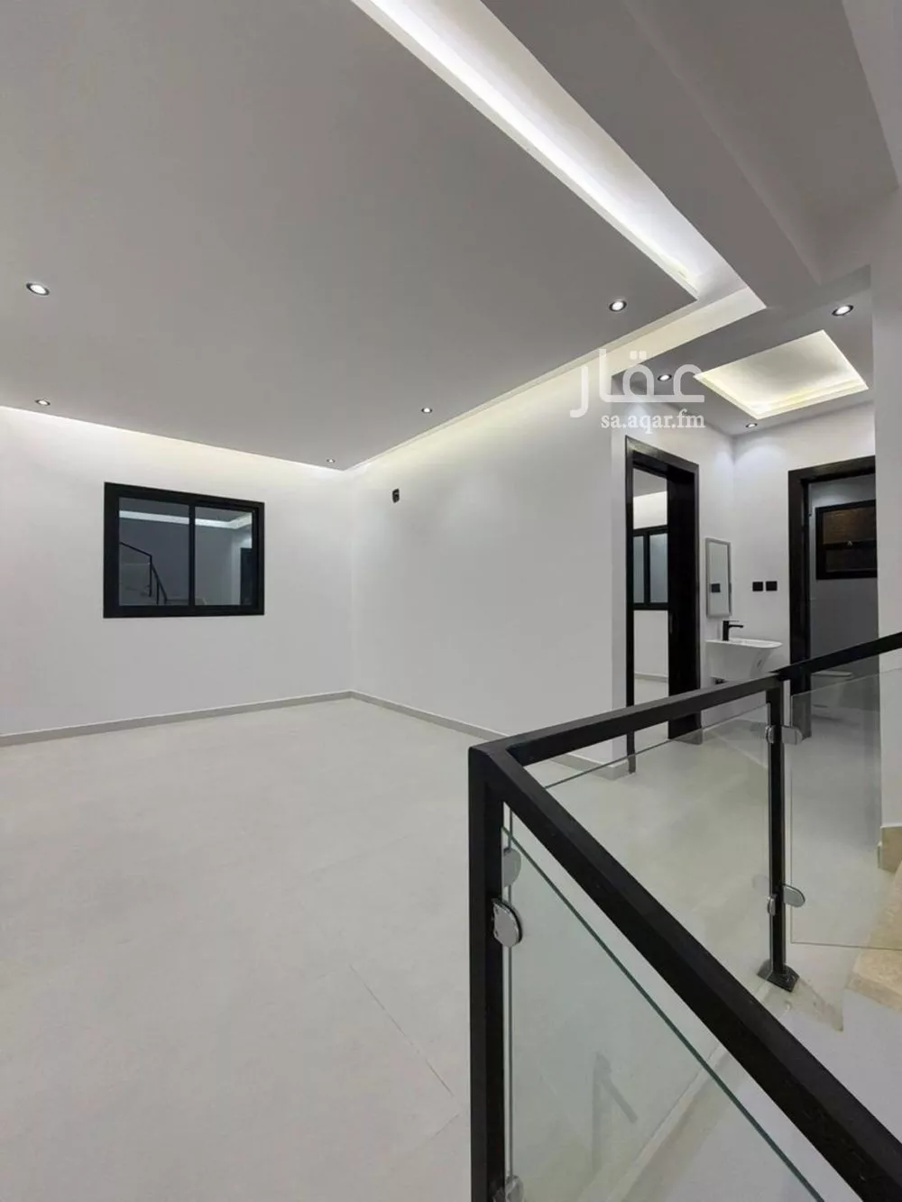 5 bedroom villa in Shubra, Riyadh 4