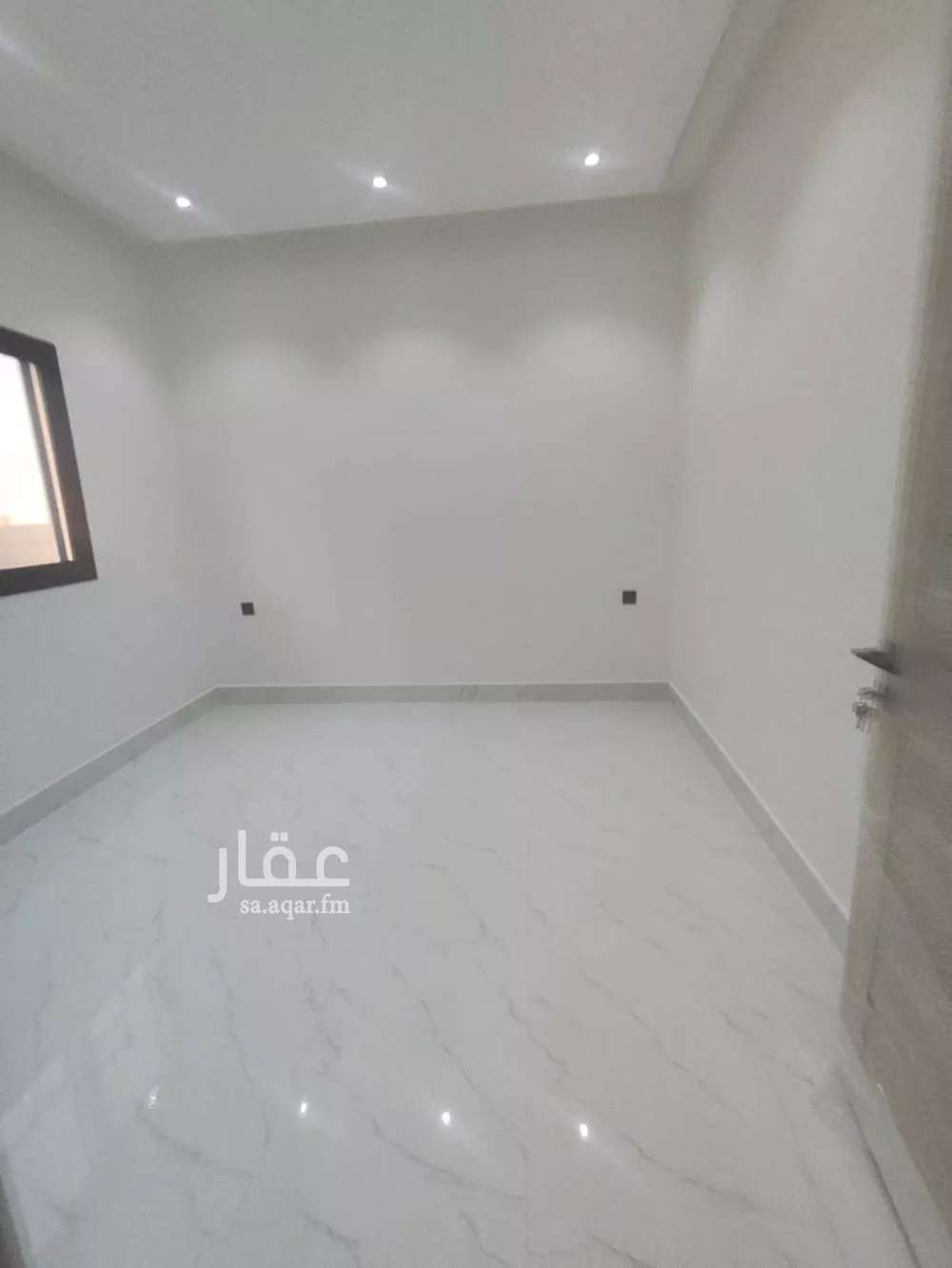 5 bedroom villa in Al Uraija Al Gharbiyah 2
