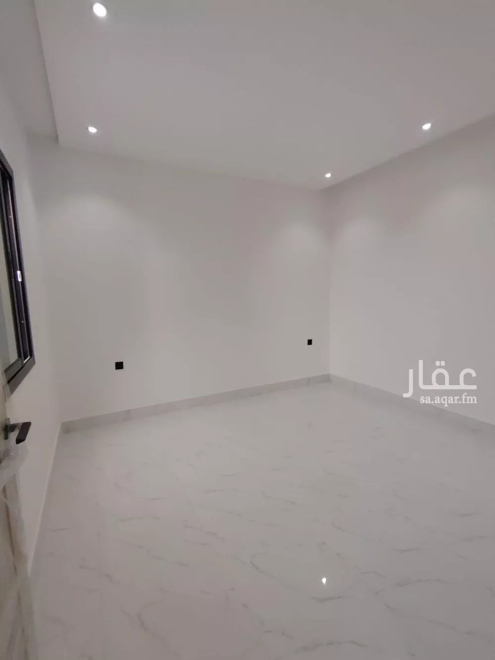 5 bedroom villa in Al Uraija Al Gharbiyah 3
