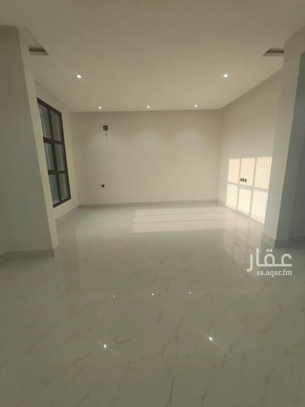 5 bedroom villa in Al Uraija Al Gharbiyah 6