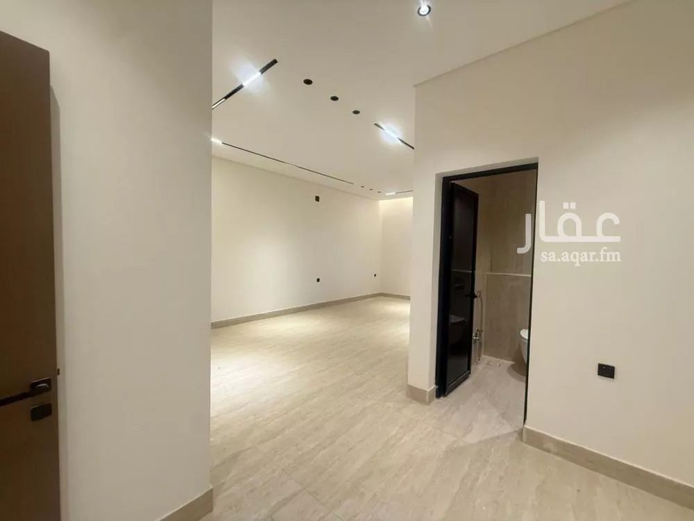 5 bedroom villa in Al Mahdiyyah 12