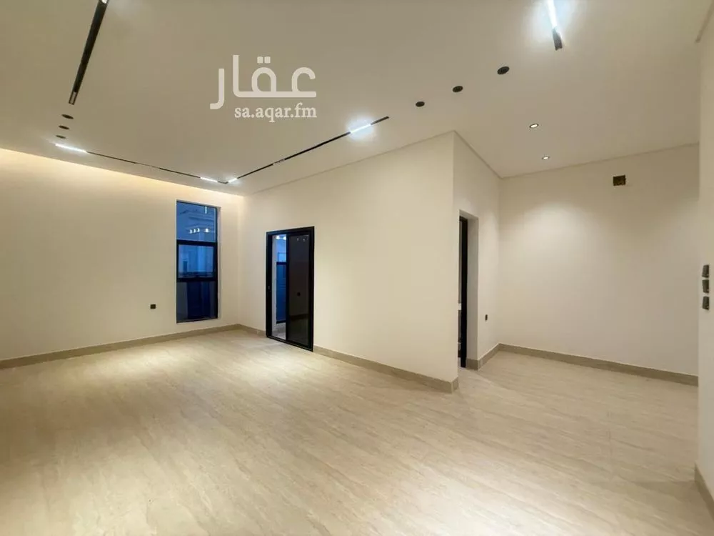 5 bedroom villa in Al Mahdiyyah 15