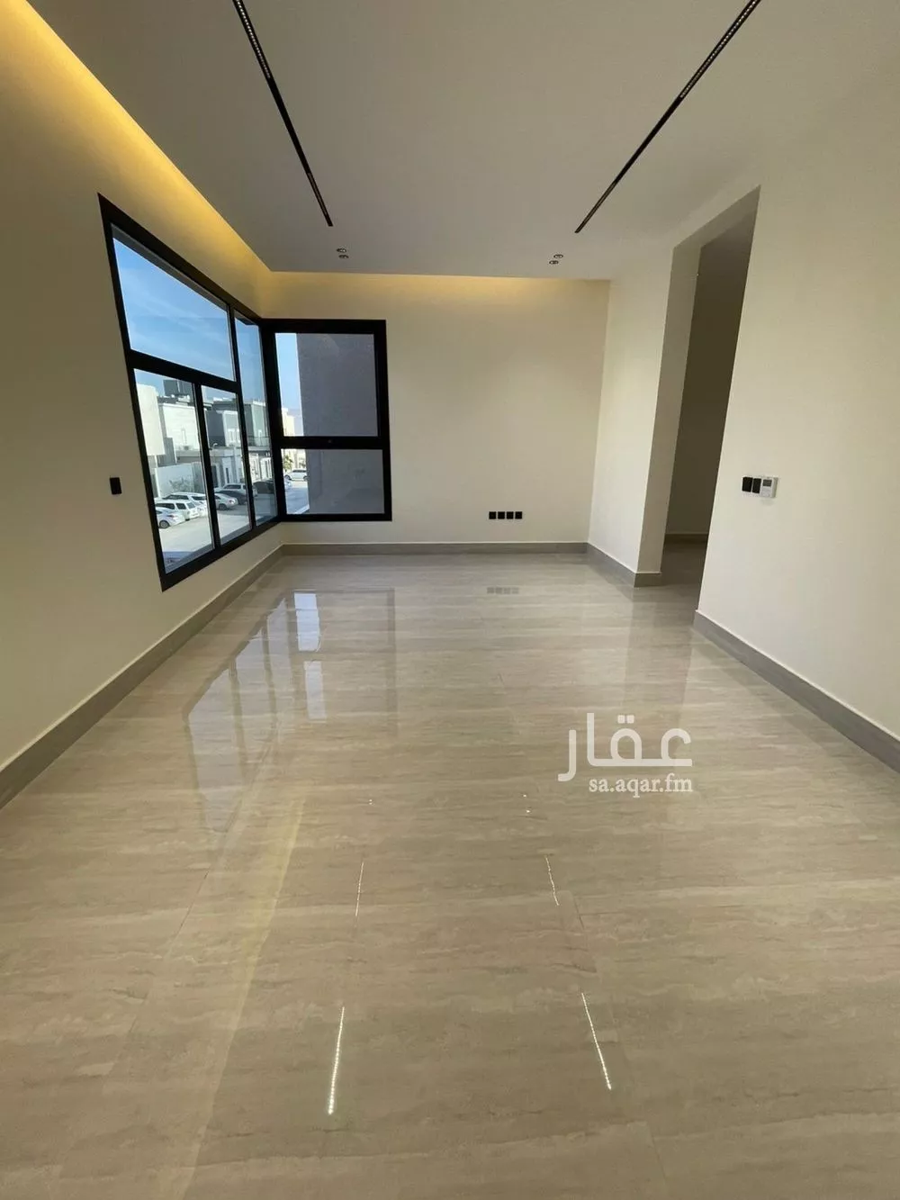 فيلا 7 غرف في النرجس 8