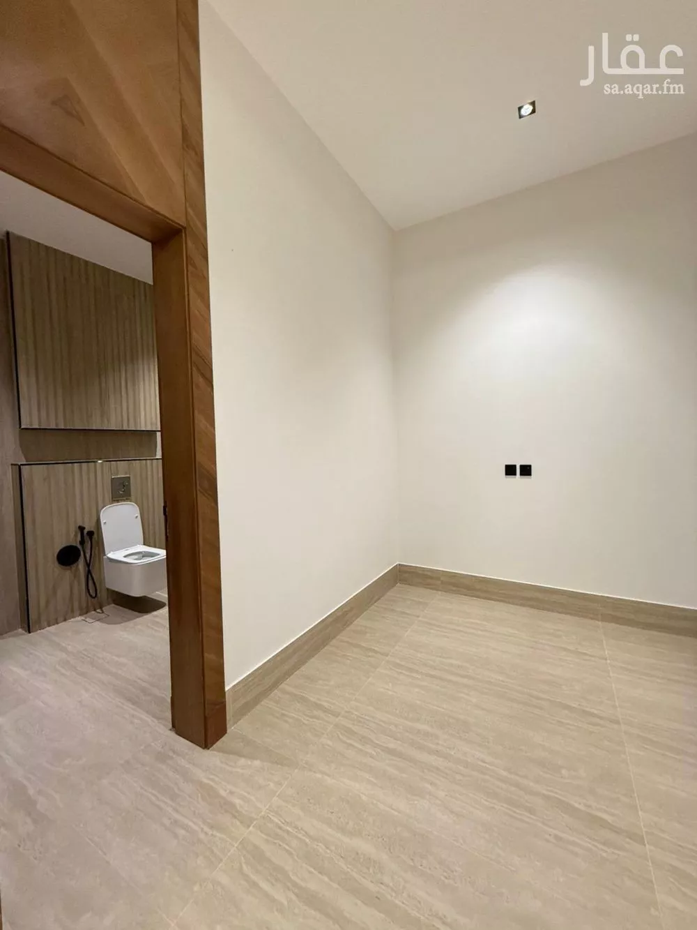5 bedroom villa in Al Mahdiyyah 17