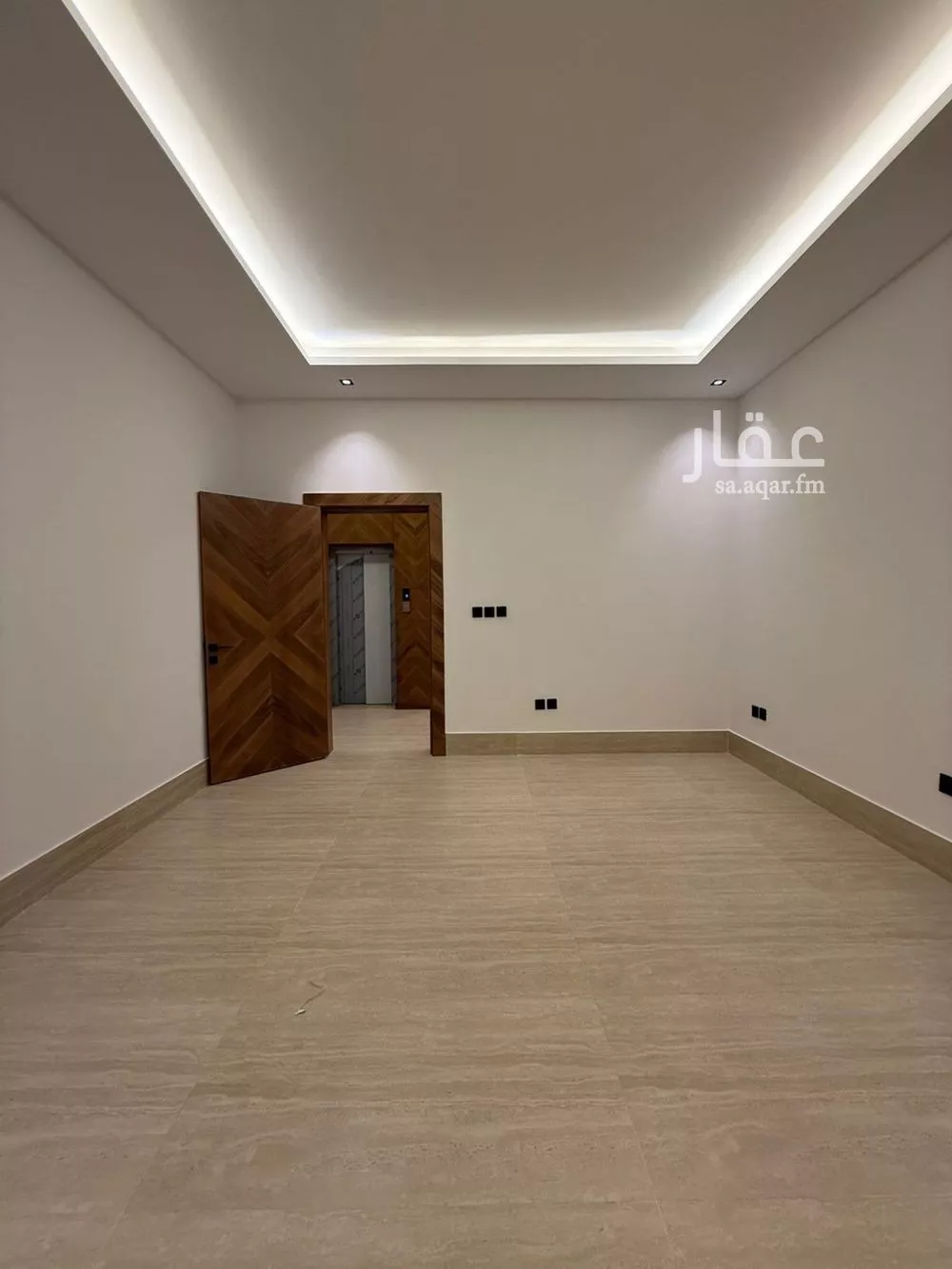 5 bedroom villa in Al Mahdiyyah 6