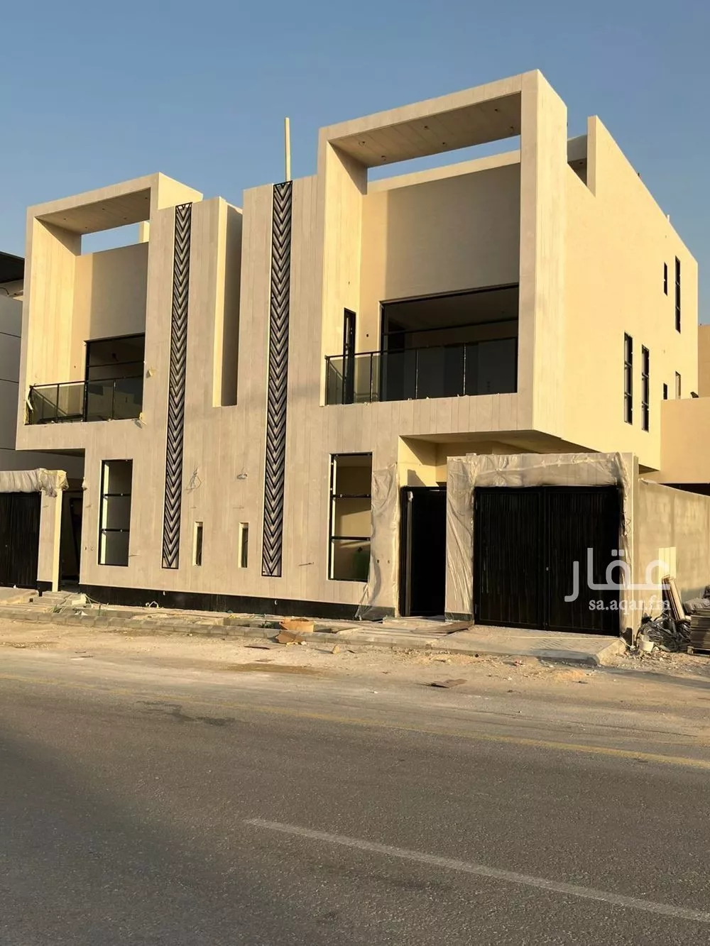 فيلا 5 غرف في المهدية 7